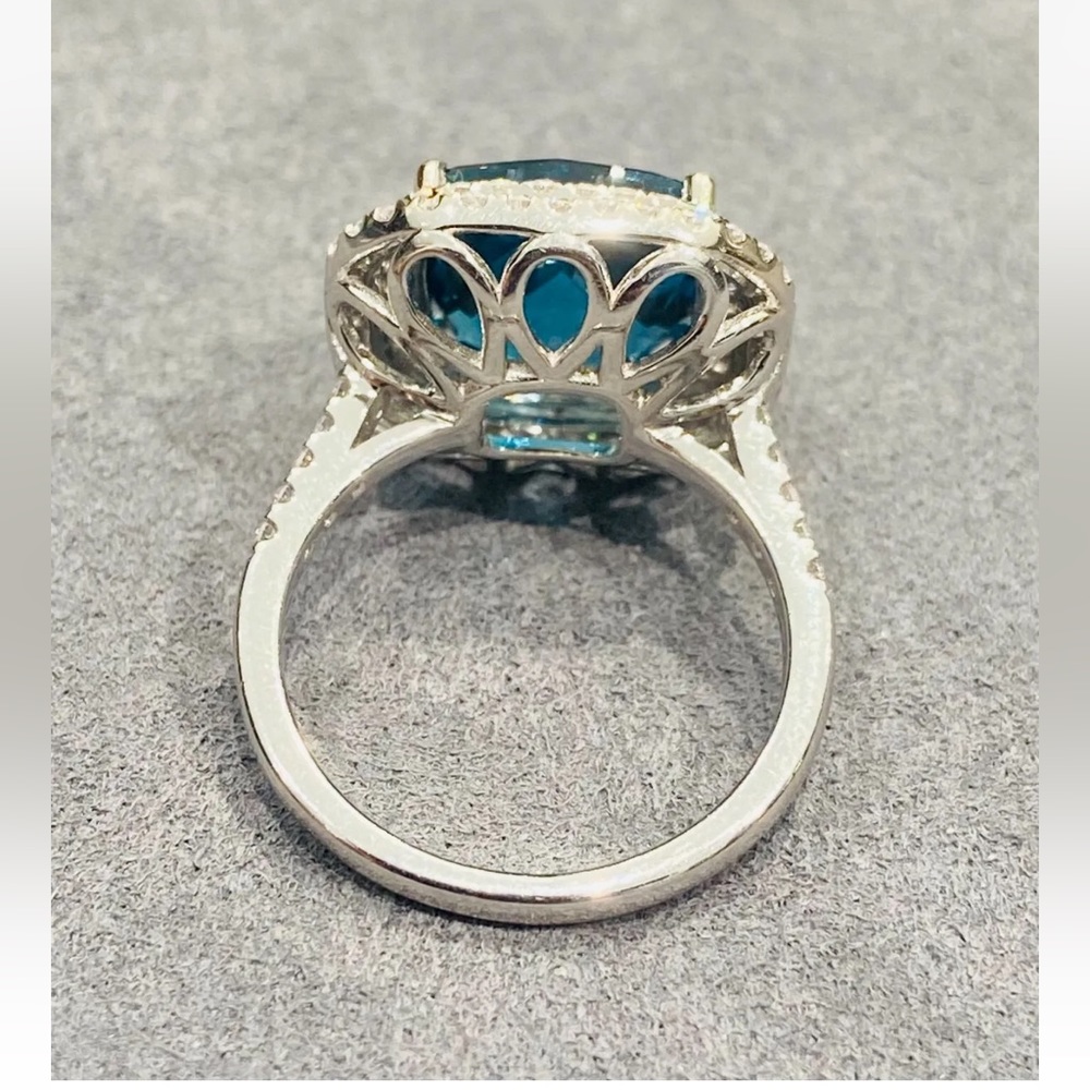 EFFY Deep LONDON BLUE TOPAZ & Bright DIAMOND Halo set in 14k White Gold RING LN - Picture 6 of 11